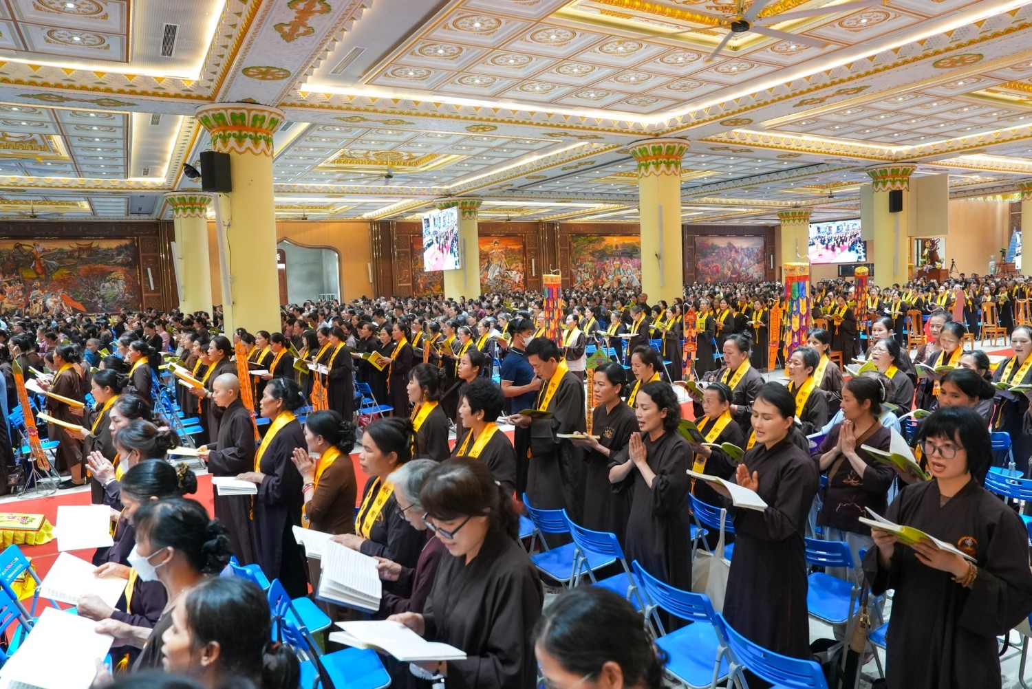 Pháp Hội Trung Phong Tam Thời Hệ Niệm Pháp Hội Ngày 3 2415076926386450951 n