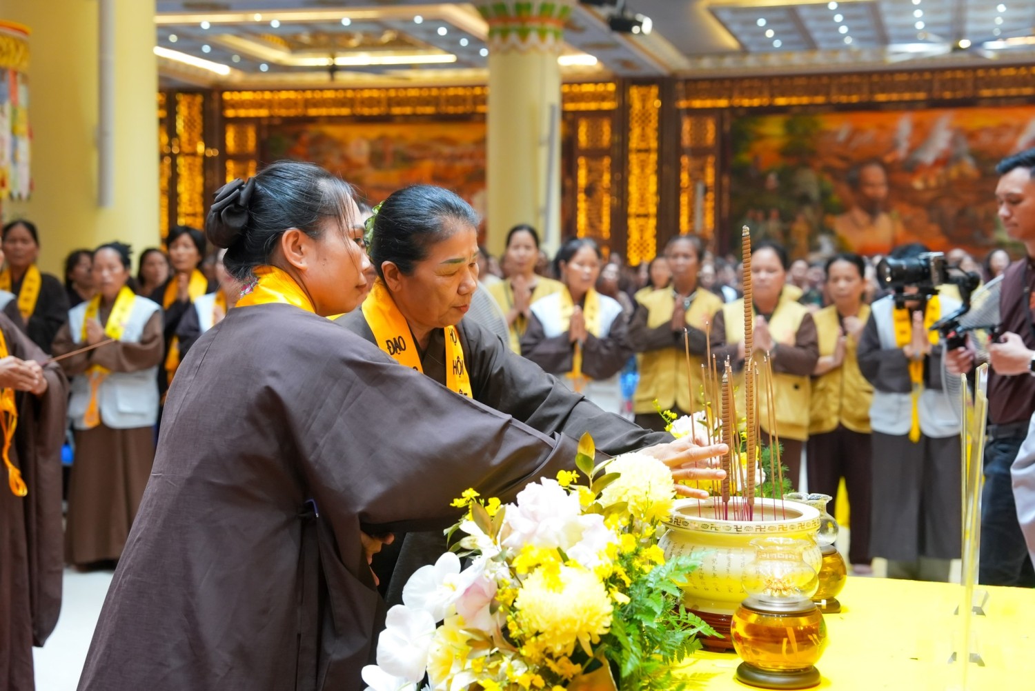 Pháp Hội Trung Phong Tam Thời Hệ Niệm Pháp Hội Ngày 3 6972686388704560230 n