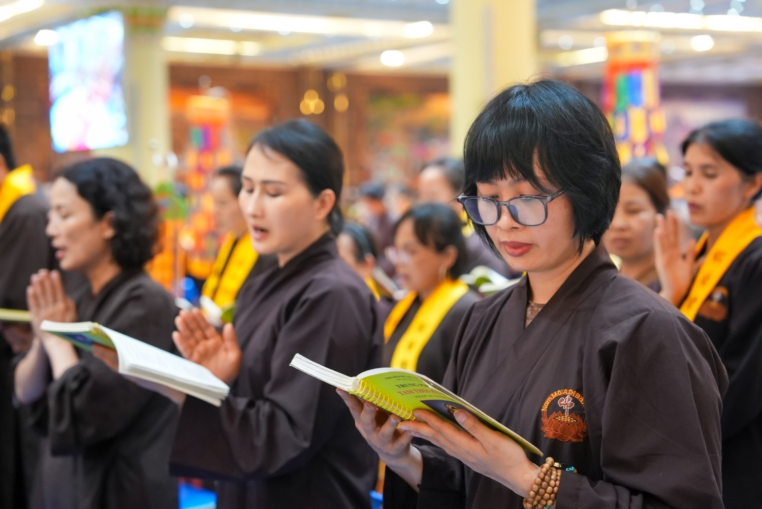 Pháp Hội Trung Phong Tam Thời Hệ Niệm Pháp Hội Ngày 3 7116491756267845779 n