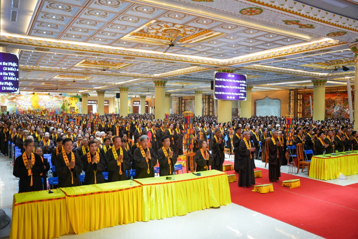 Pháp Hội Trung Phong Tam Thời Hệ Niệm Pháp Hội Ngày 3 7490376959727421290 n