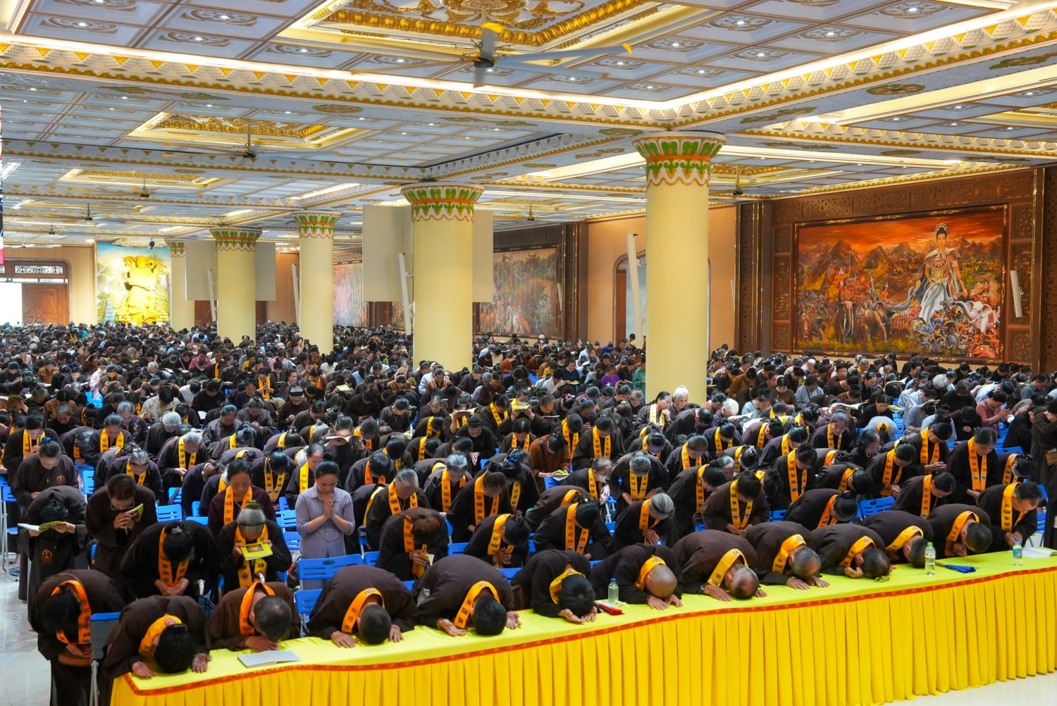 Pháp Hội Trung Phong Tam Thời Hệ Niệm Pháp Hội Ngày 3 8047856724902623795 n