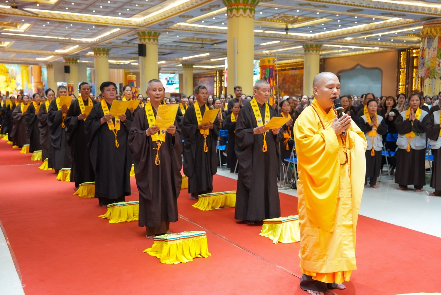 Pháp Hội Trung Phong Tam Thời Hệ Niệm Pháp Hội Ngày 3 8288222779489389765 n