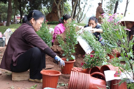 Hà Nội: Độc đáo lễ hội hoa xuân đầu tiên được tổ chức tại cửa Phật