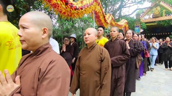 LỄ RƯỚC XE HOA KÍNH MỪNG PHẬT ĐẢN PL  2563   DL  2019 THỊ XÃ SƠN TÂY 01