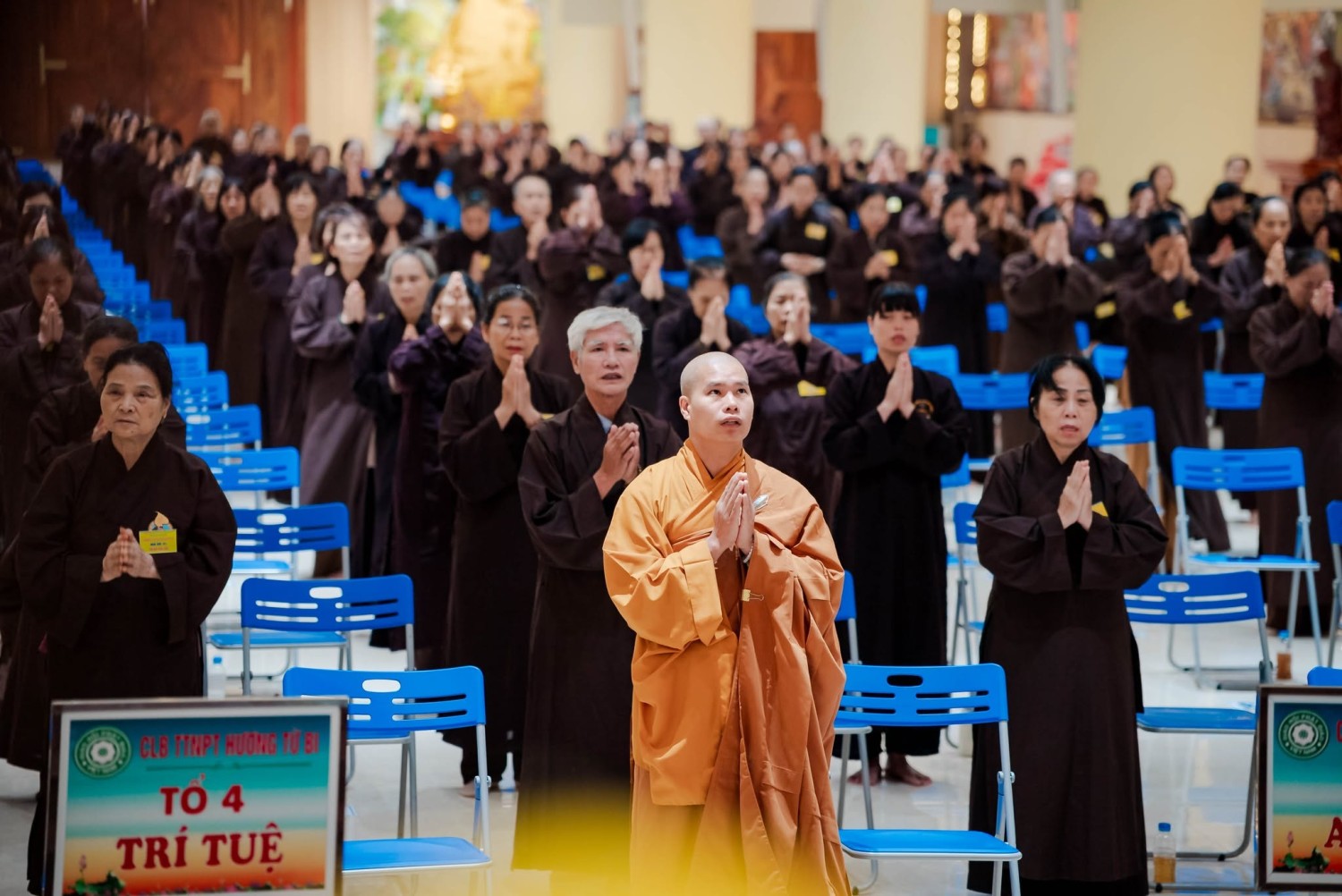 KHÓA CHUYÊN TU THÁNG 4 NĂM BÍNH NGỌ CHÙA KHAI NGUYÊN