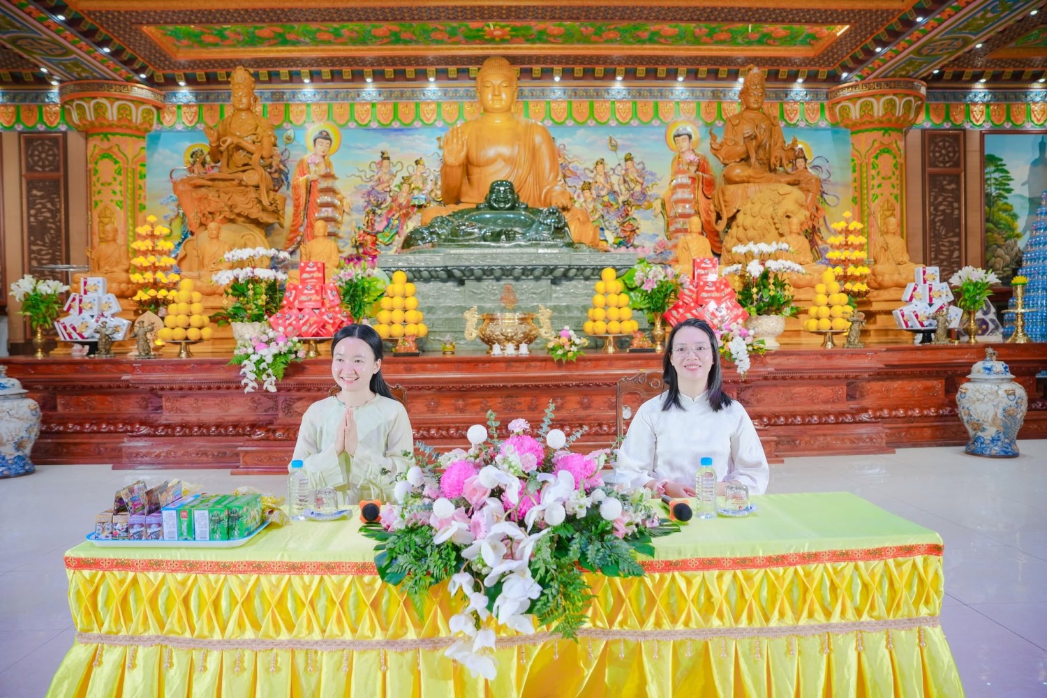 CHƯƠNG TRÌNH GIAO LƯU "LÀM CHỦ CẢM XÚC BẰNG TỈNH THỨC – THẤU HIỂU VÀ YÊU THƯƠNG”