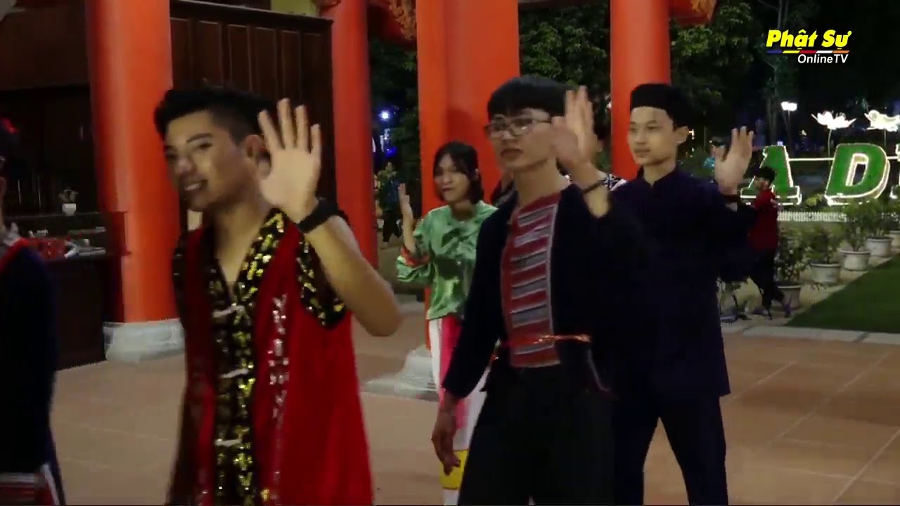 Diễu Hành HÀO KHÍ THĂNG LONG của đoàn CHÙA KHAI NGUYÊN