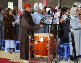 Anh-Phap-Hoi-Trung-Phong-Tam-Thoi-He-Niem-Chua-Tan-Vien-12-10-2011-IMG-0505.jpg